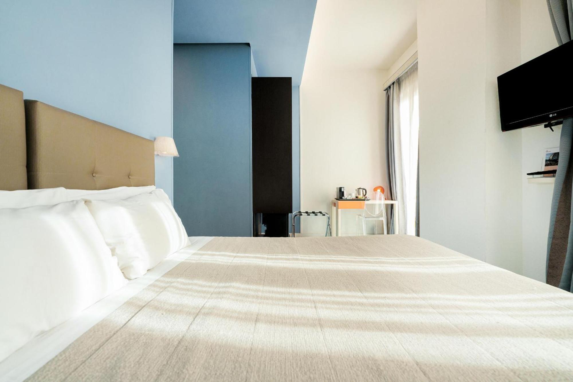 ナポリ B ＆ B アッティコ パルテノペオ Bed & Breakfast エクステリア 写真